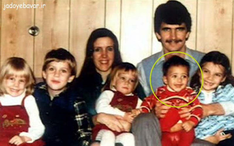 کاترینا کایف در کودکی در کنار خانواده اش